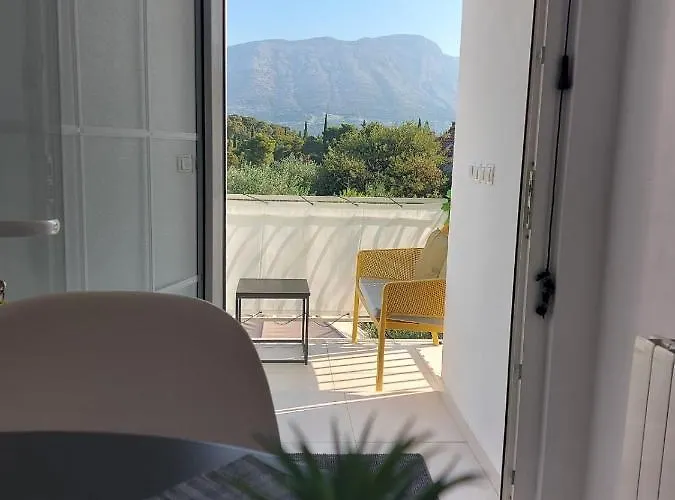 Lucija * 科尔丘拉