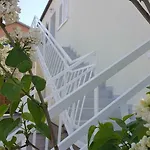 Apartment Lucija *