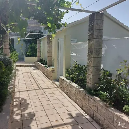 Lucija Apartment