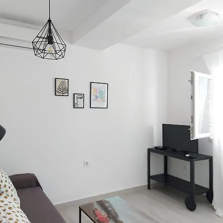 Apartman Lucija *