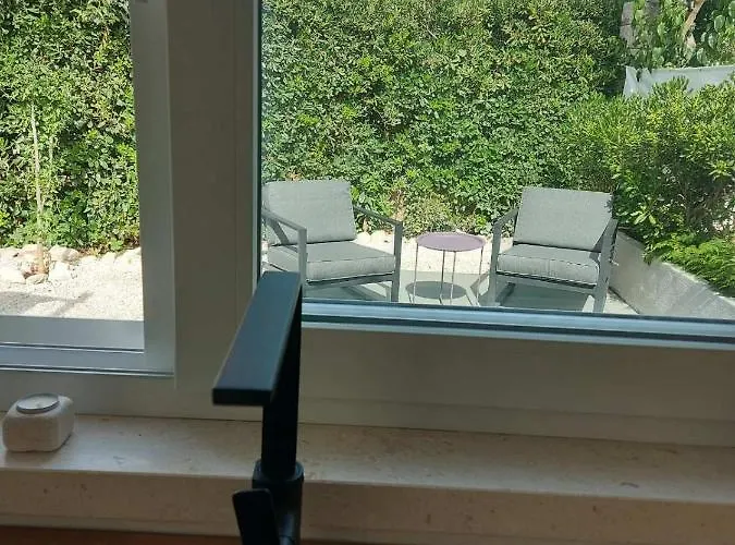 Lucija Апартаменты